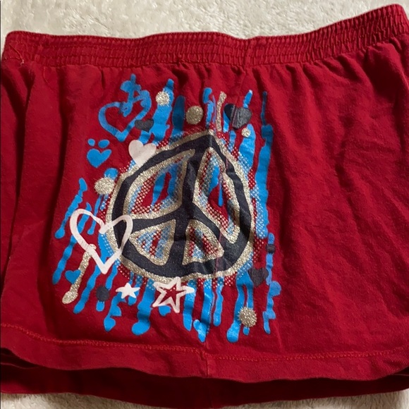 Shorts - Picture 2 of 2